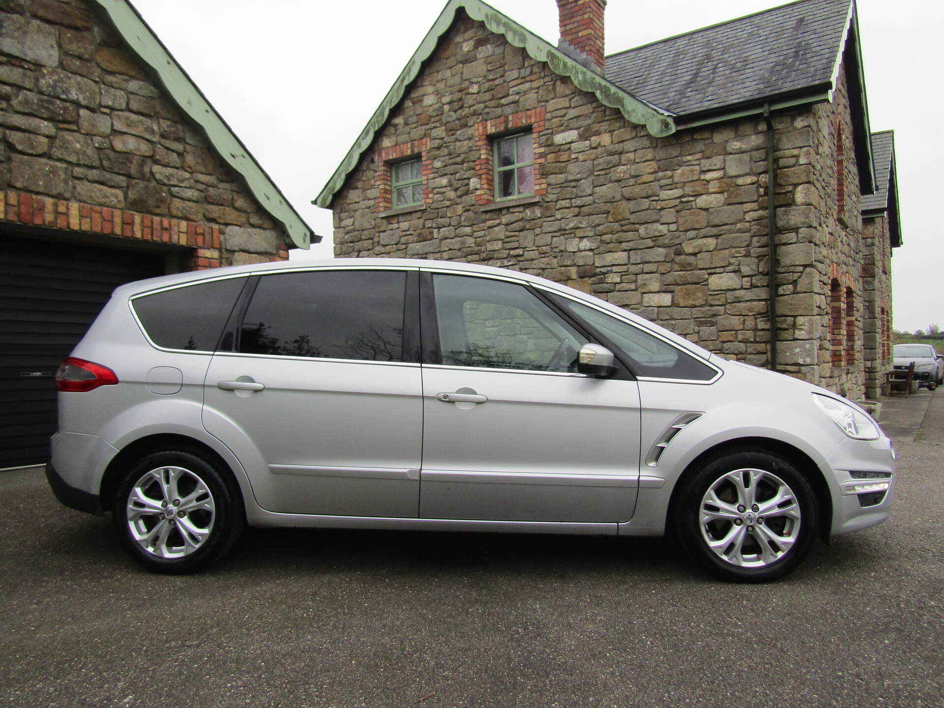 Sep 2012 Ford S-Max 2.0 TDCi 163 Titanium 5dr