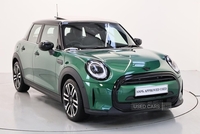 MINI Hatch 5-Door Hatch Cooper Exclusive in Derry / Londonderry