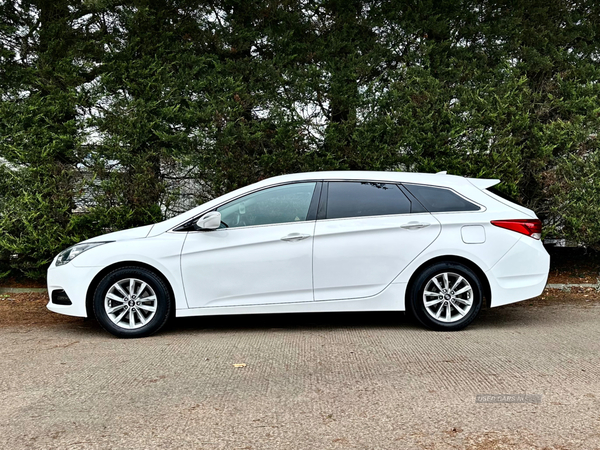 Hyundai i40 DIESEL TOURER in Antrim