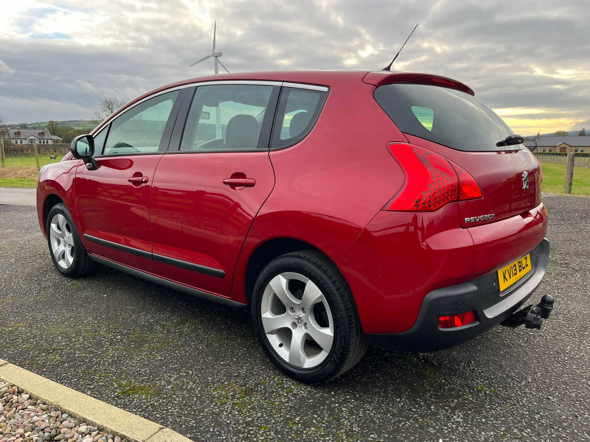 Peugeot 3008 DIESEL ESTATE in Derry / Londonderry