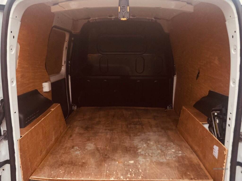 Sep 2016 Renault Kangoo ML19dCi 90 Business+ Van