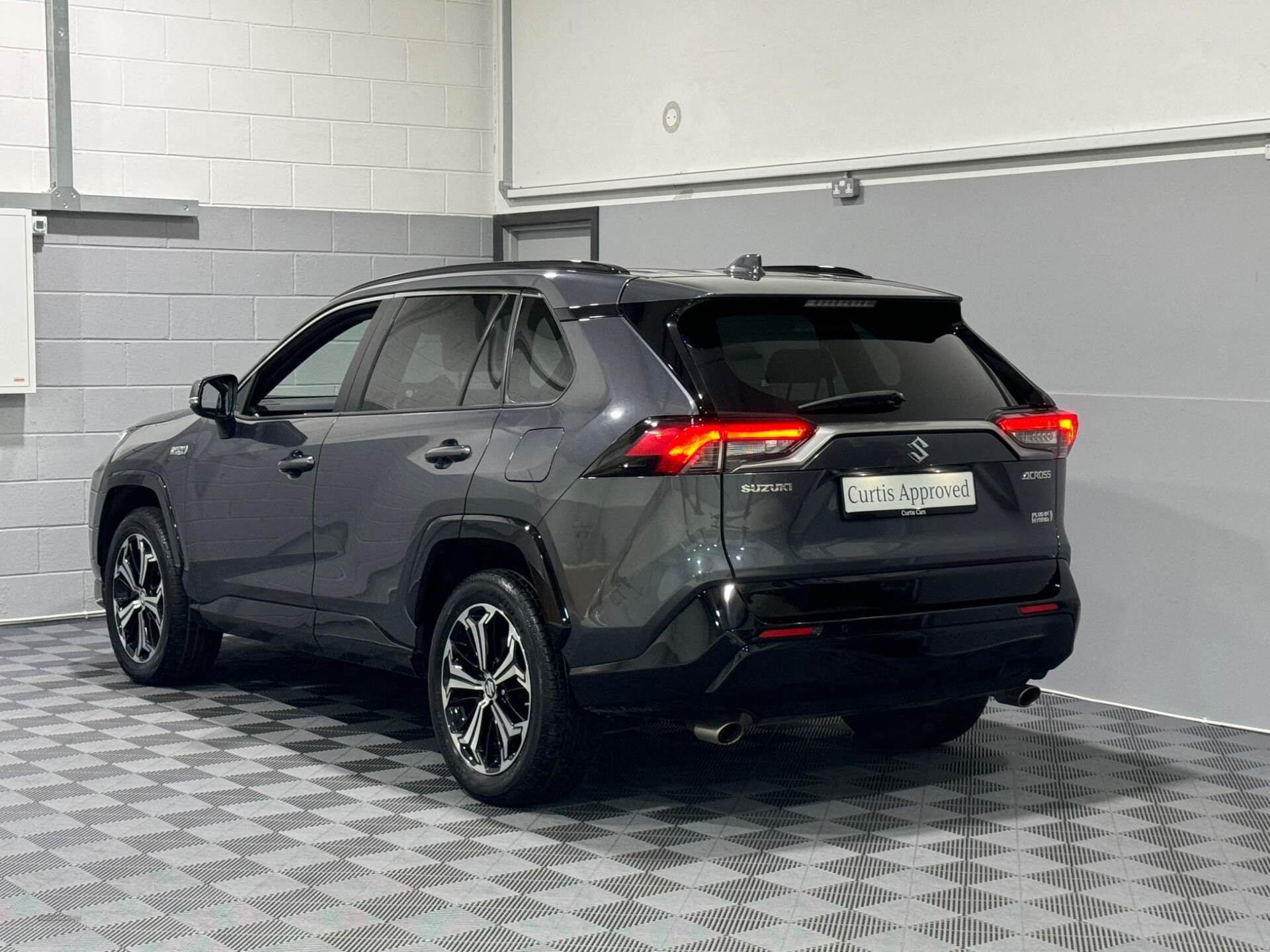 Jan 2022 Suzuki Across 2.5 PHEV E-Four 5dr CVT