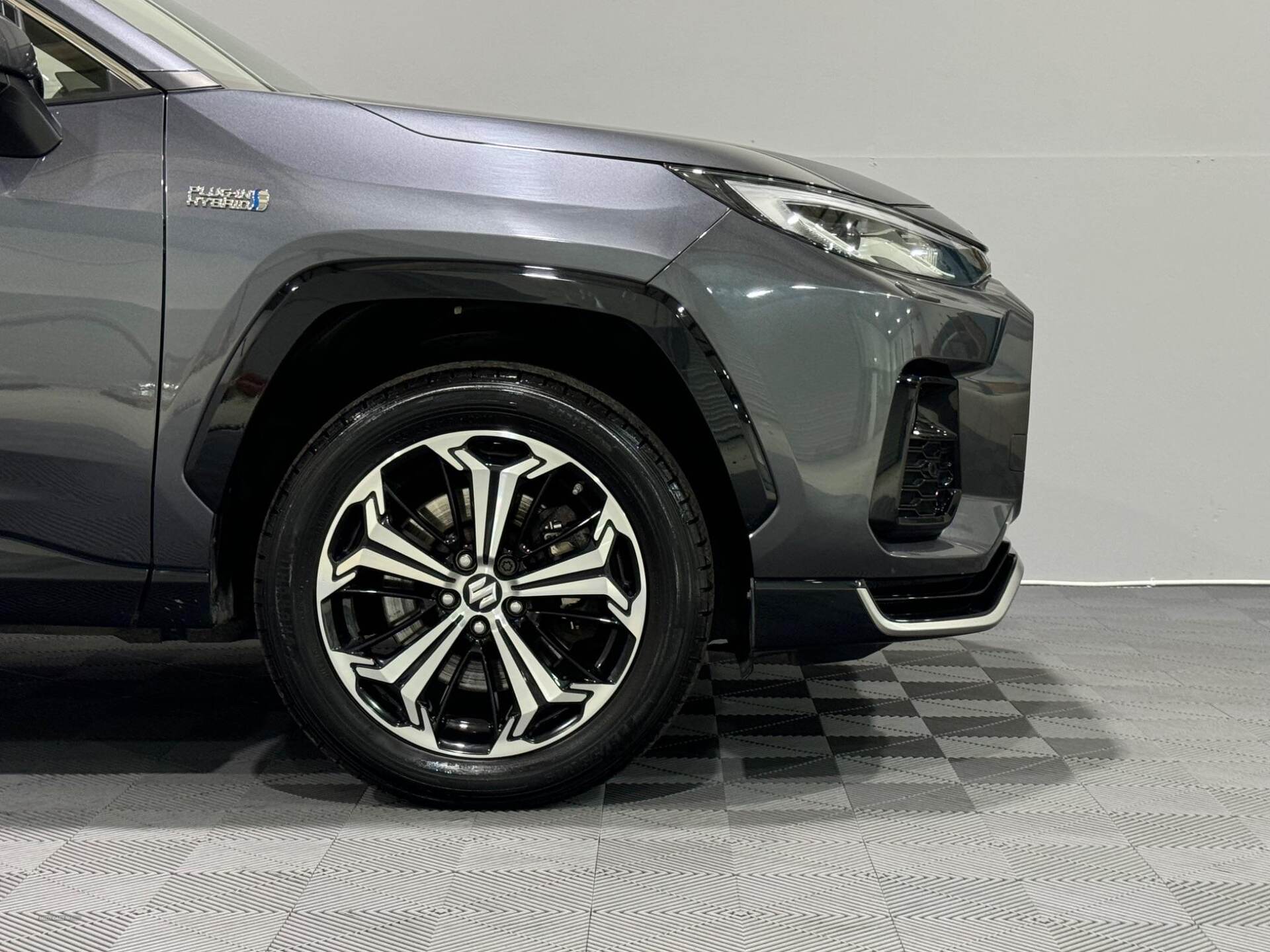 Jan 2022 Suzuki Across 2.5 PHEV E-Four 5dr CVT