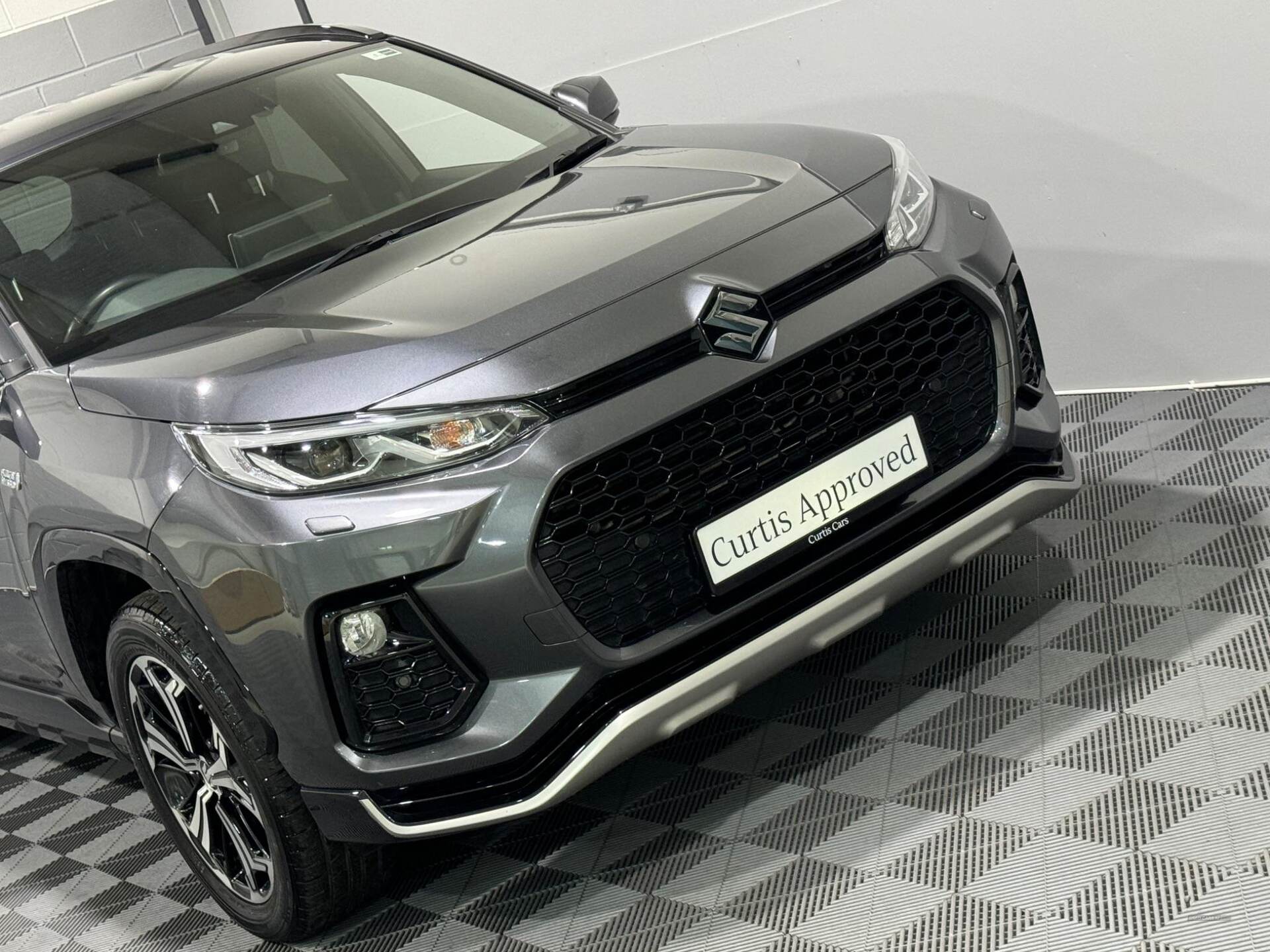 Jan 2022 Suzuki Across 2.5 PHEV E-Four 5dr CVT