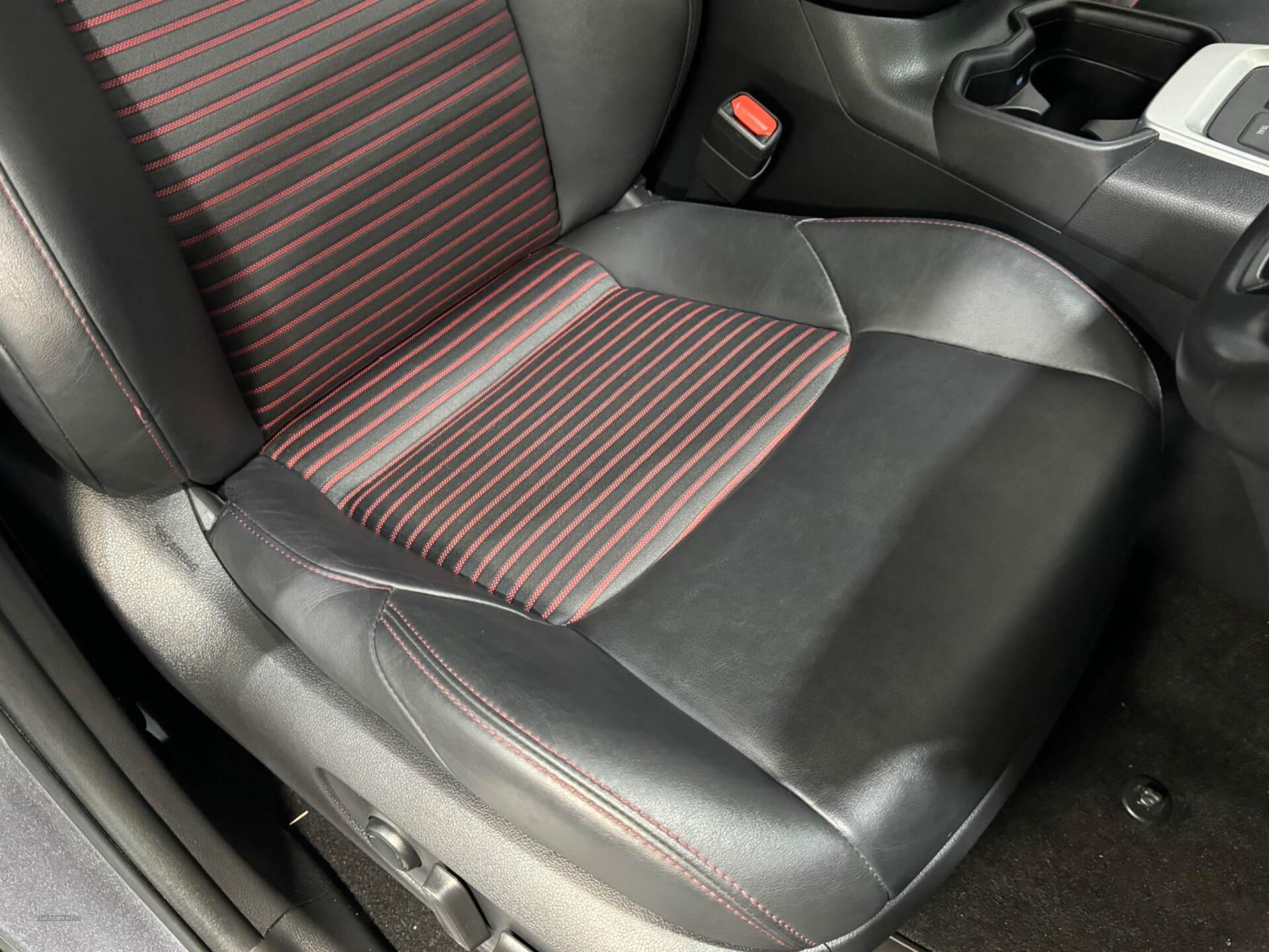 Jan 2022 Suzuki Across 2.5 PHEV E-Four 5dr CVT