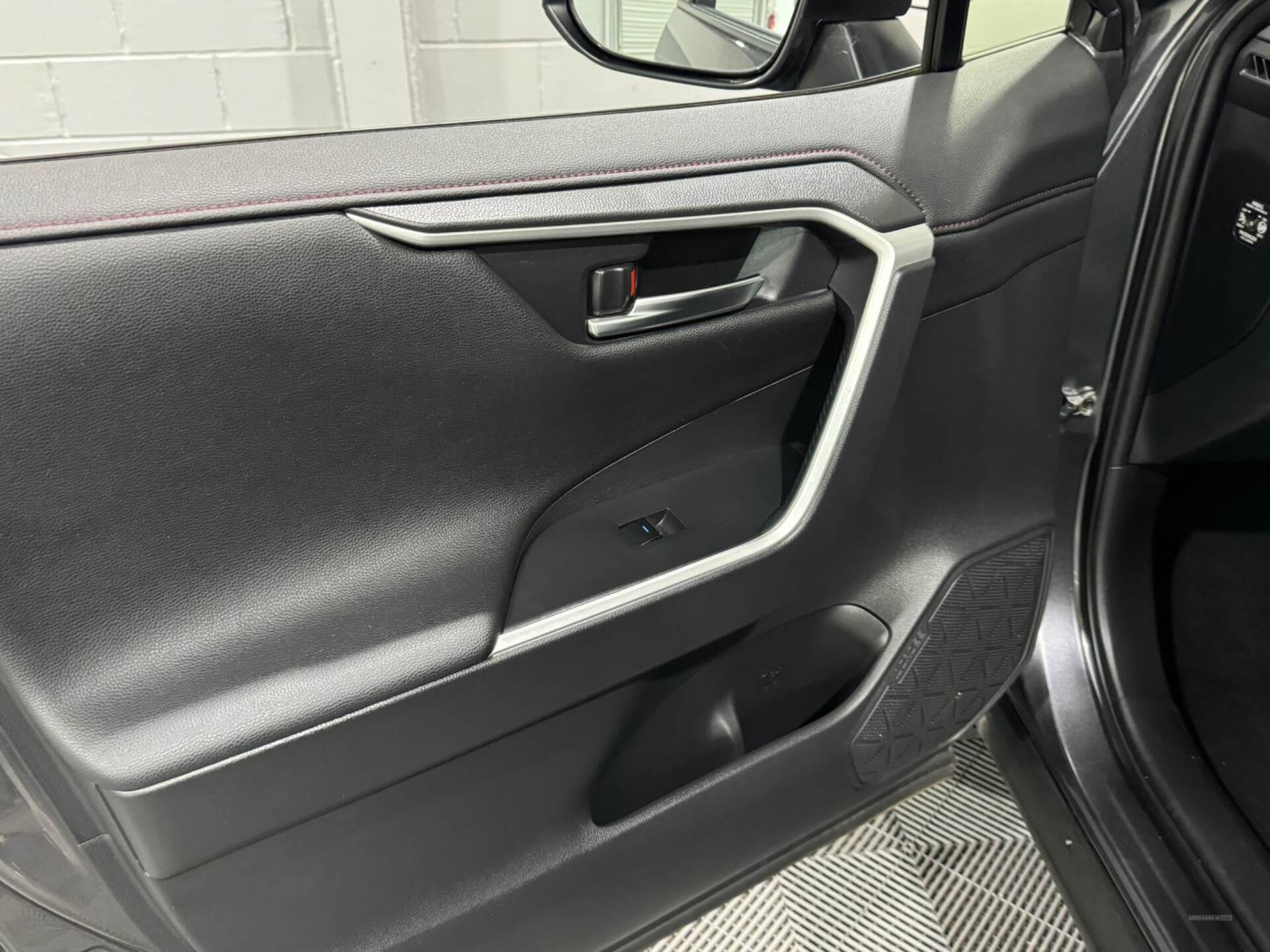 Jan 2022 Suzuki Across 2.5 PHEV E-Four 5dr CVT