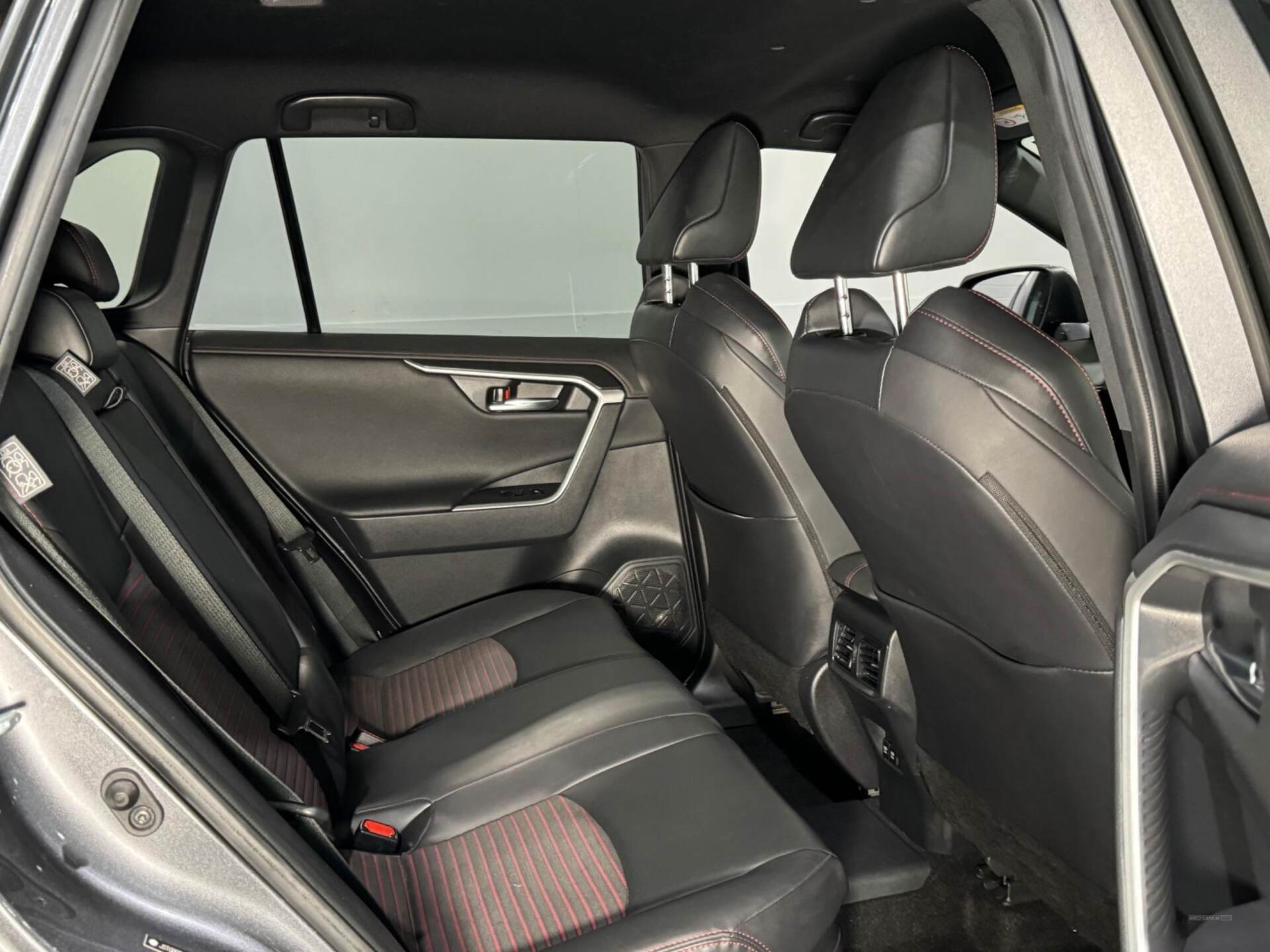 Jan 2022 Suzuki Across 2.5 PHEV E-Four 5dr CVT