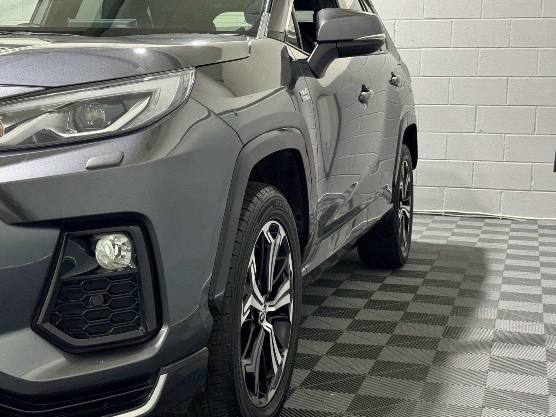 Jan 2022 Suzuki Across 2.5 PHEV E-Four 5dr CVT