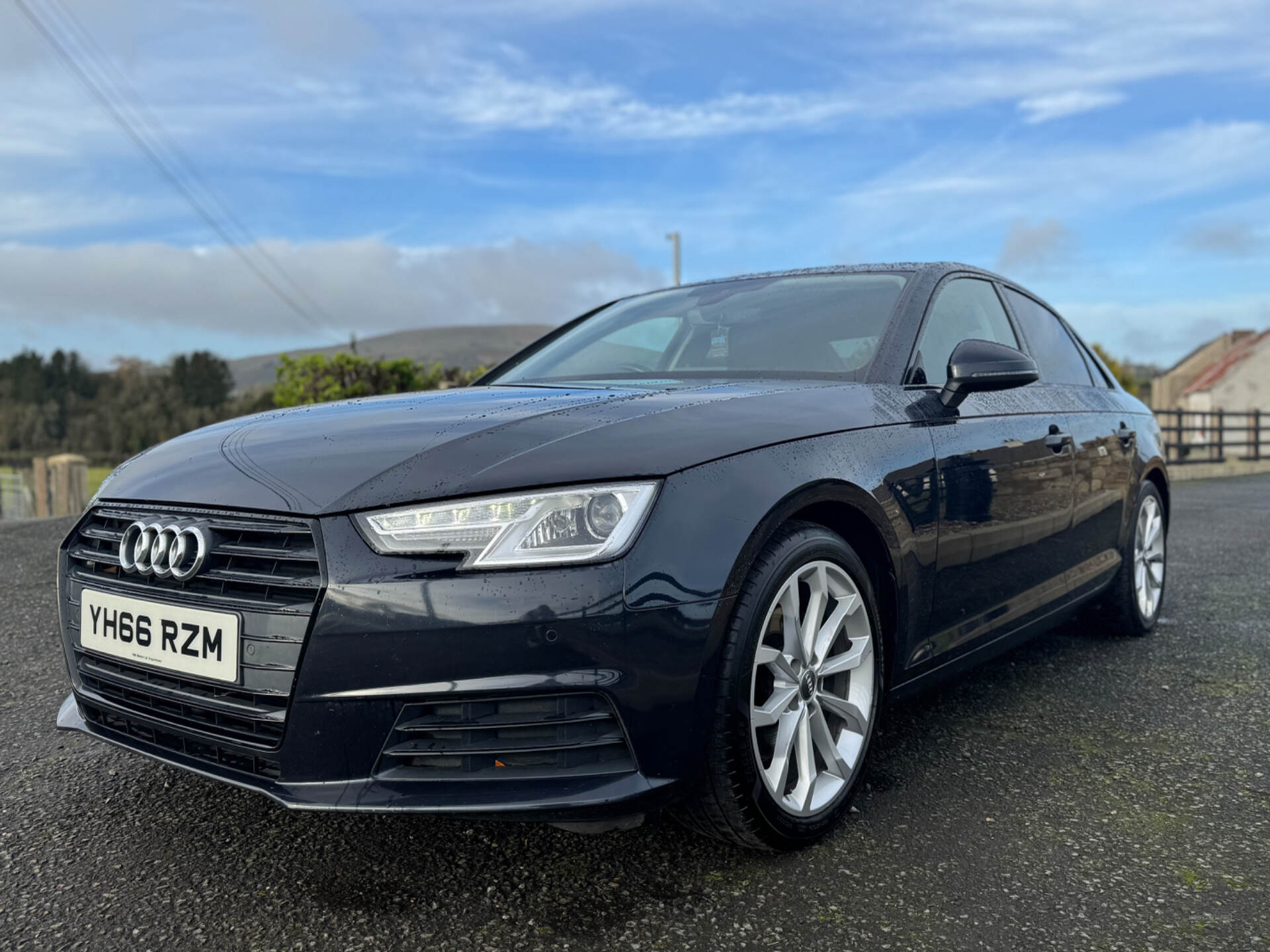 Audi A4 DIESEL SALOON in Derry / Londonderry