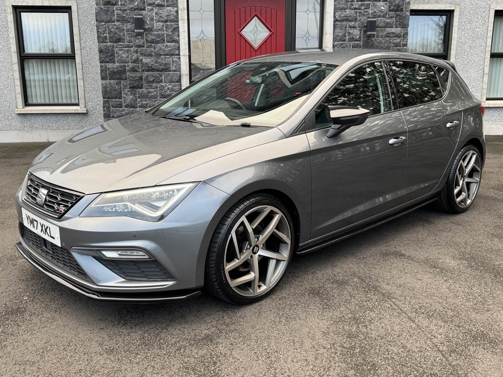 Seat Leon DIESEL HATCHBACK in Antrim