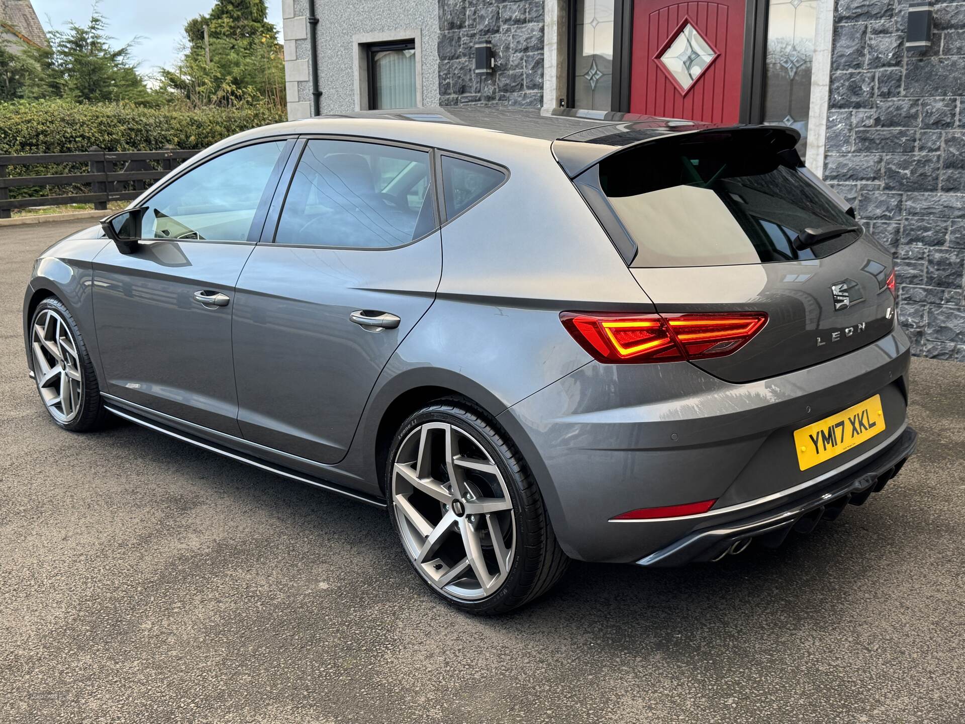 Seat Leon DIESEL HATCHBACK in Antrim