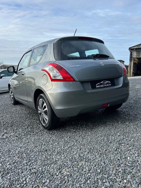 Suzuki Swift HATCHBACK in Down