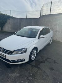 Volkswagen Passat 2.0 TDI Bluemotion Tech Highline 4dr in Down