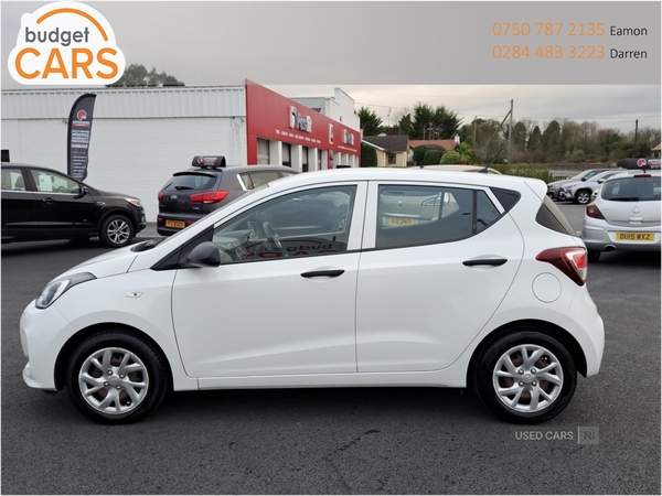 Hyundai i10 HATCHBACK in Down