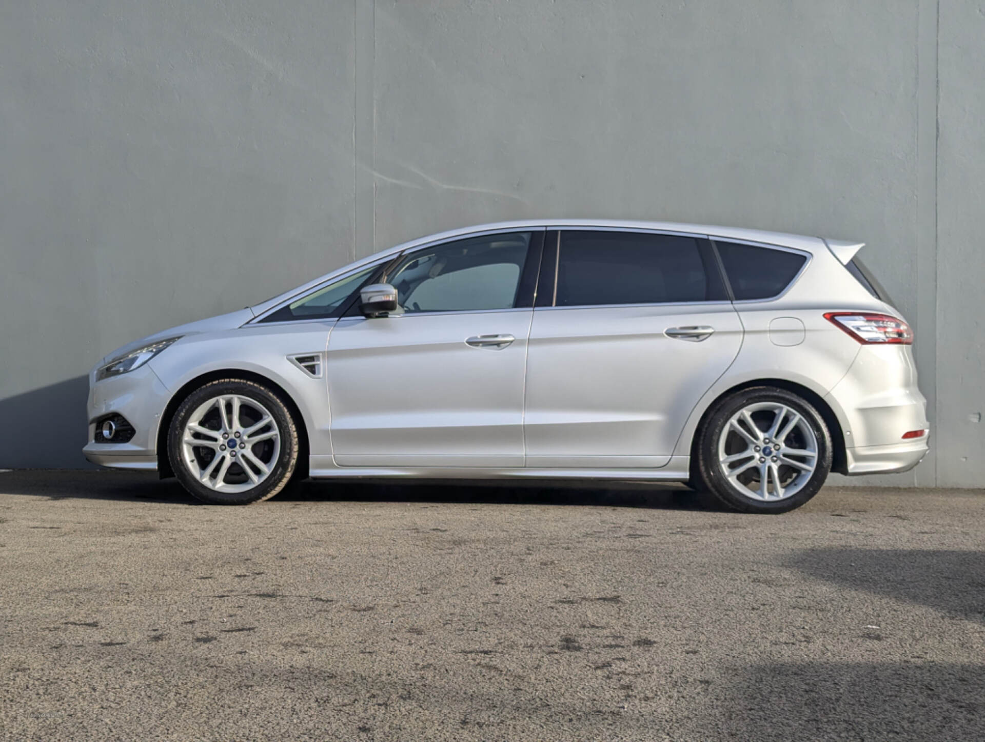 Ford S-Max DIESEL ESTATE in Tyrone