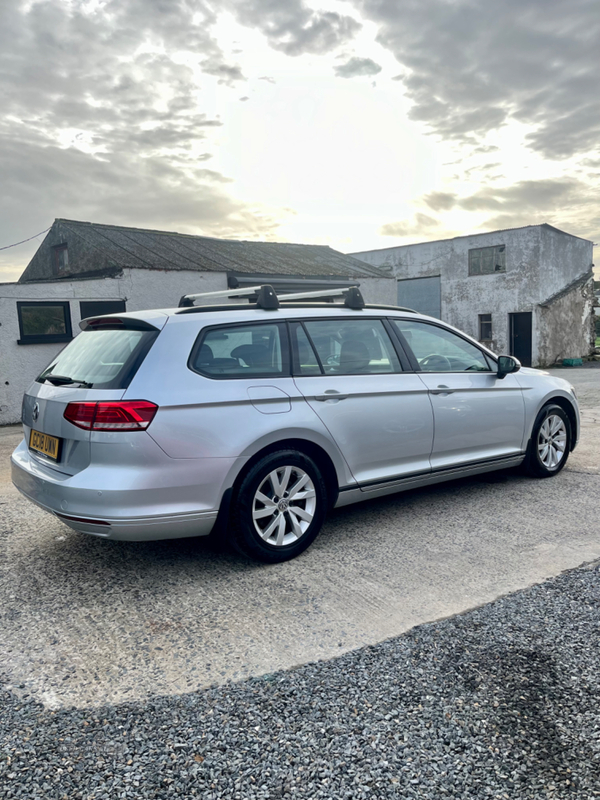 Volkswagen Passat DIESEL ESTATE in Down