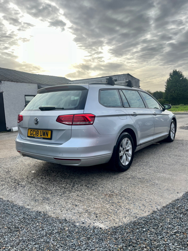 Volkswagen Passat DIESEL ESTATE in Down