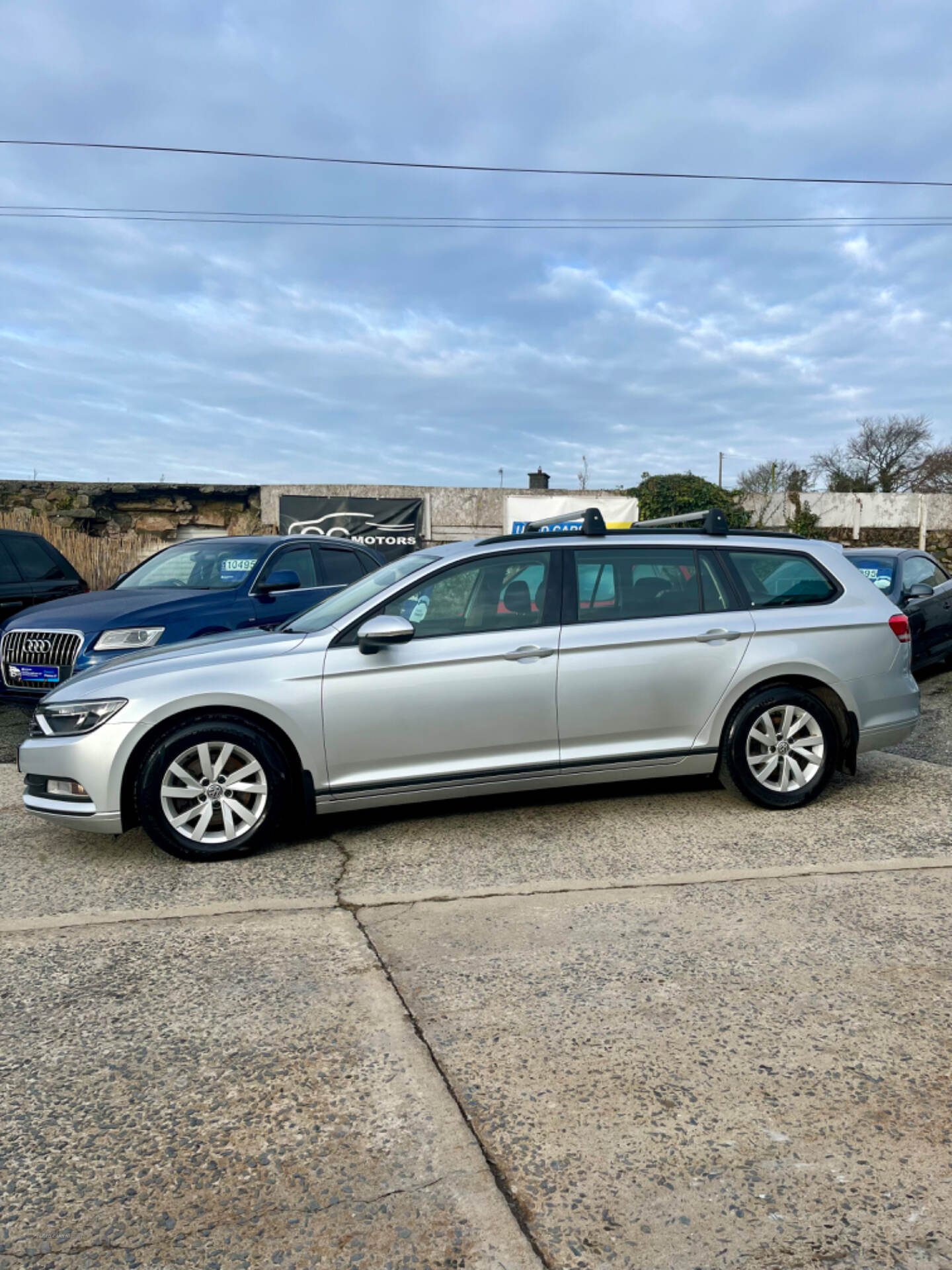 Volkswagen Passat DIESEL ESTATE in Down