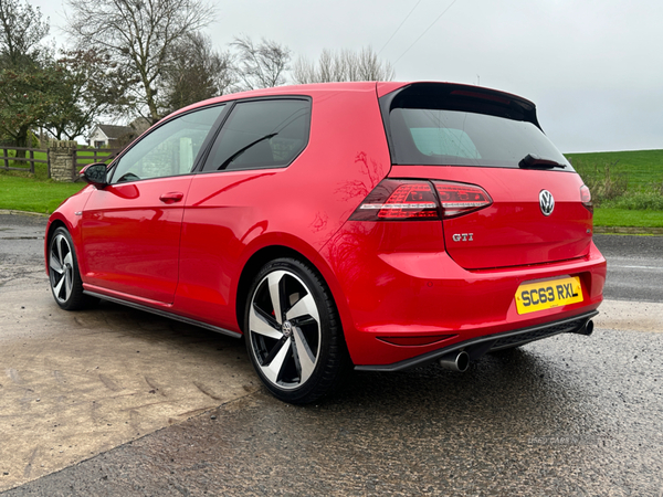 Volkswagen Golf HATCHBACK in Down