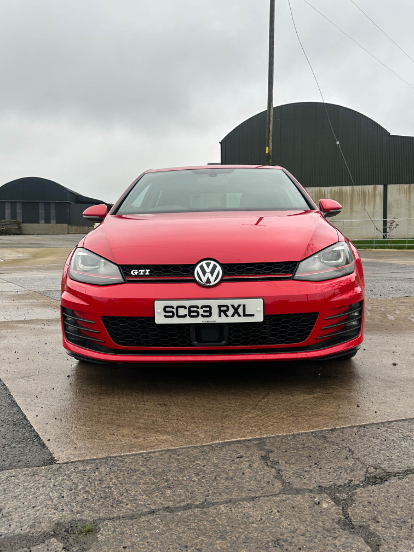 Volkswagen Golf HATCHBACK in Down