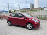 Hyundai i10 HATCHBACK in Down