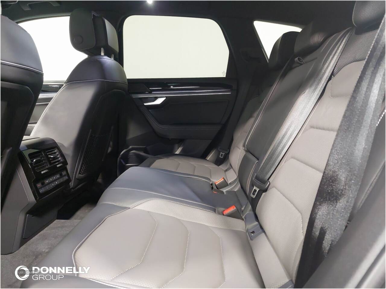 Jul 2024 Volkswagen Touareg 3.0 V6 TDI 4Motion 286 Black Edition 5dr Tip Auto