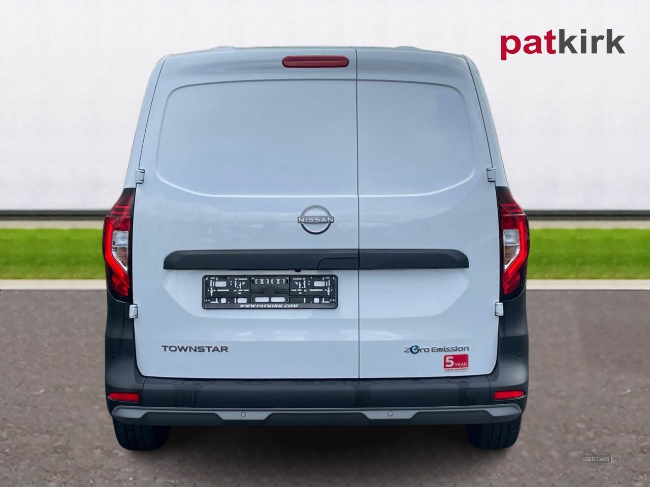Dec 2024 Nissan Townstar 90kW Tekna Van Auto 45kWh