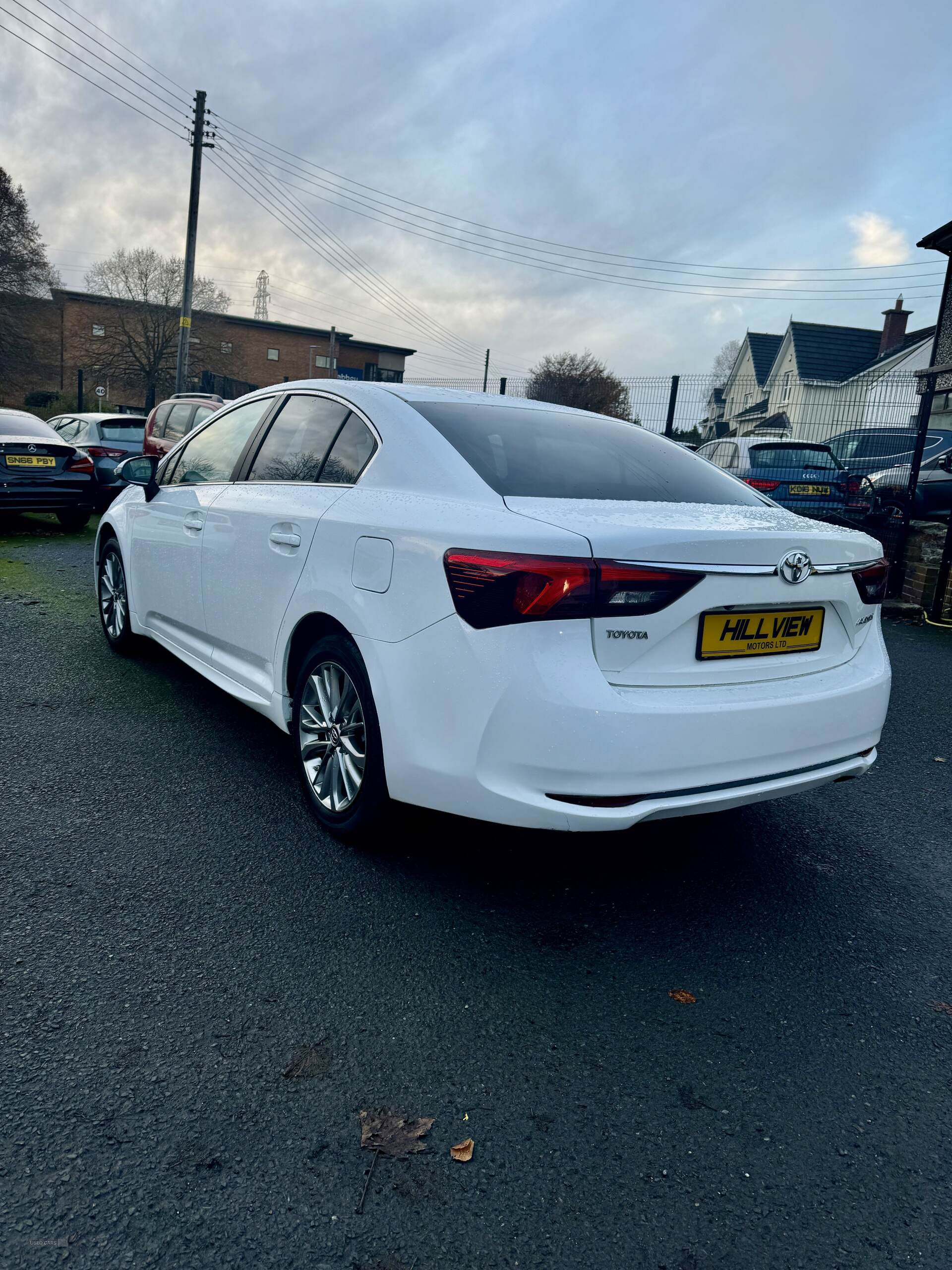 Toyota Avensis DIESEL SALOON in Down