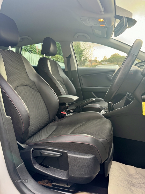 Seat Leon DIESEL HATCHBACK in Down