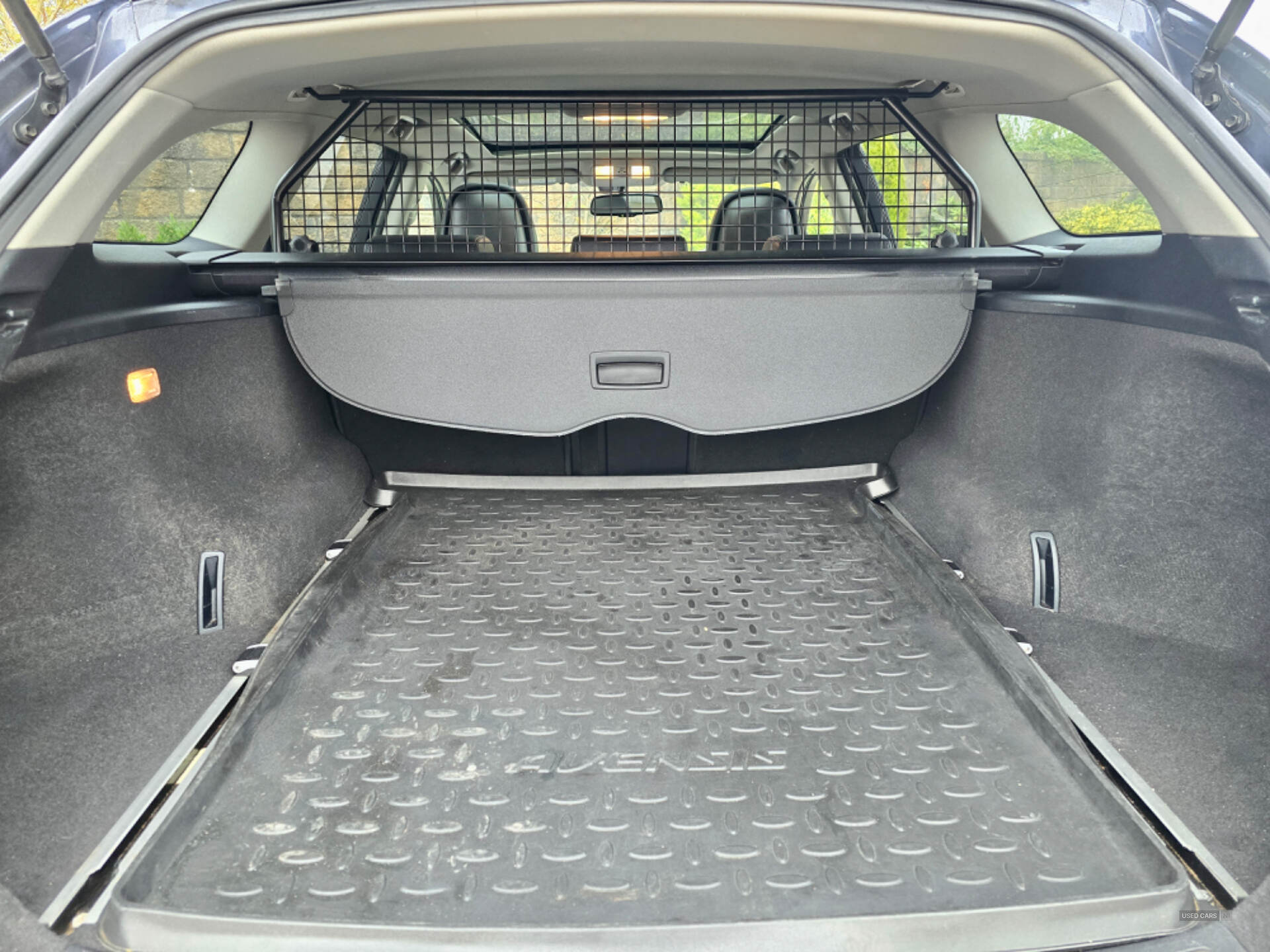 Toyota Avensis DIESEL TOURER in Armagh