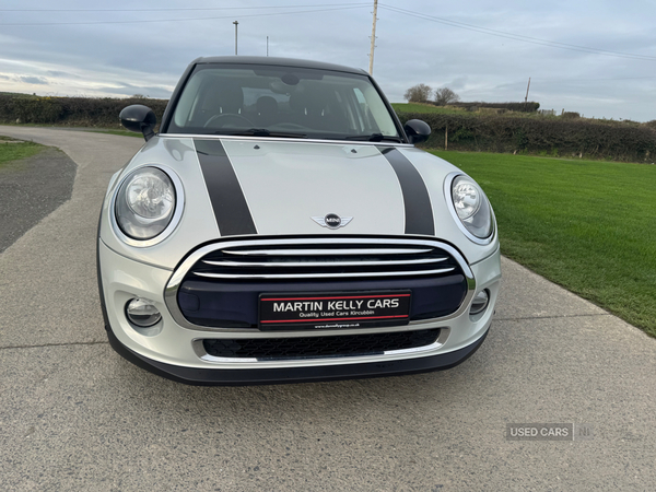 MINI Hatch DIESEL in Down