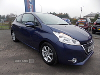 Peugeot 208 HATCHBACK in Down