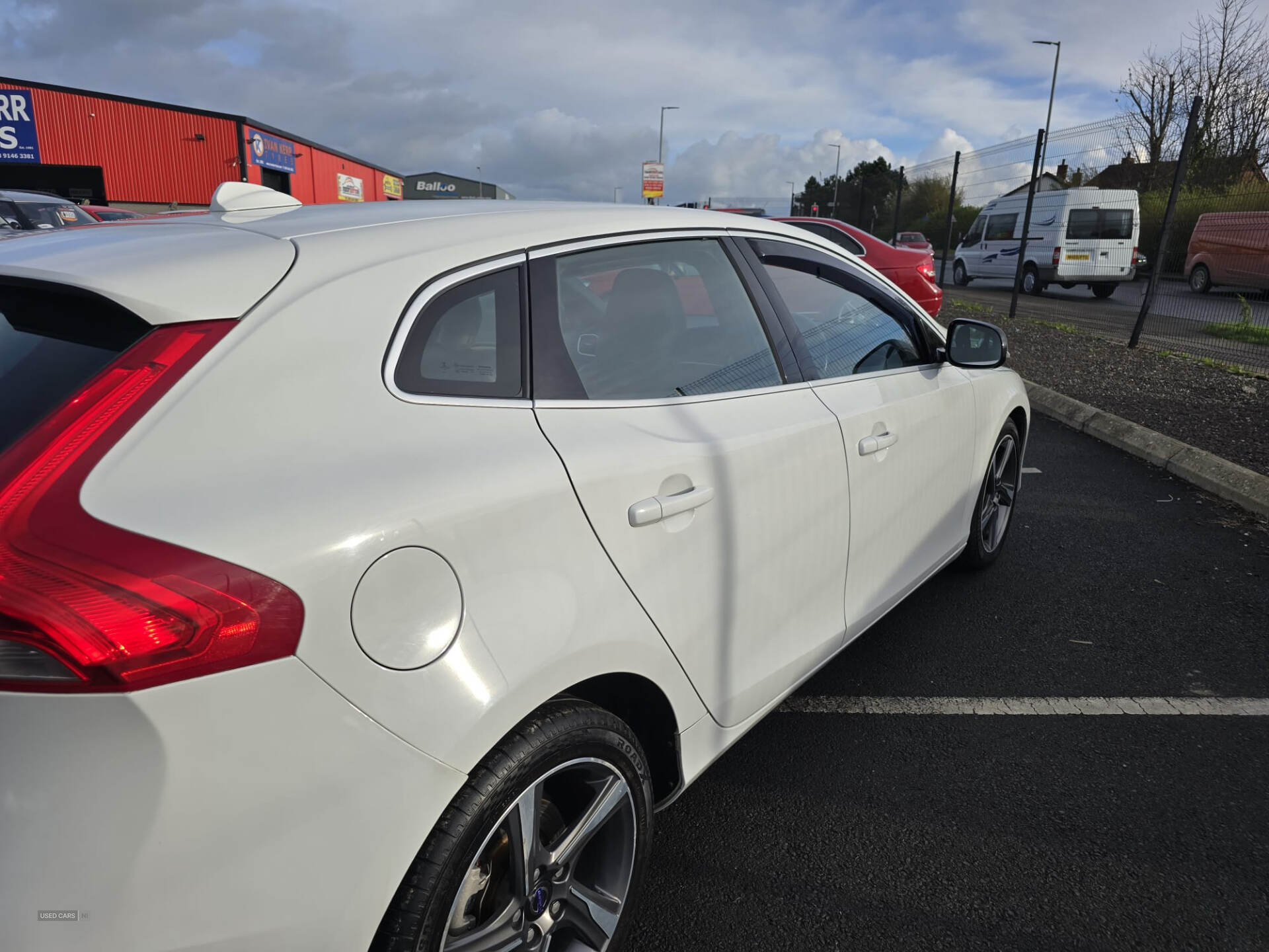 Volvo V40 DIESEL HATCHBACK in Down