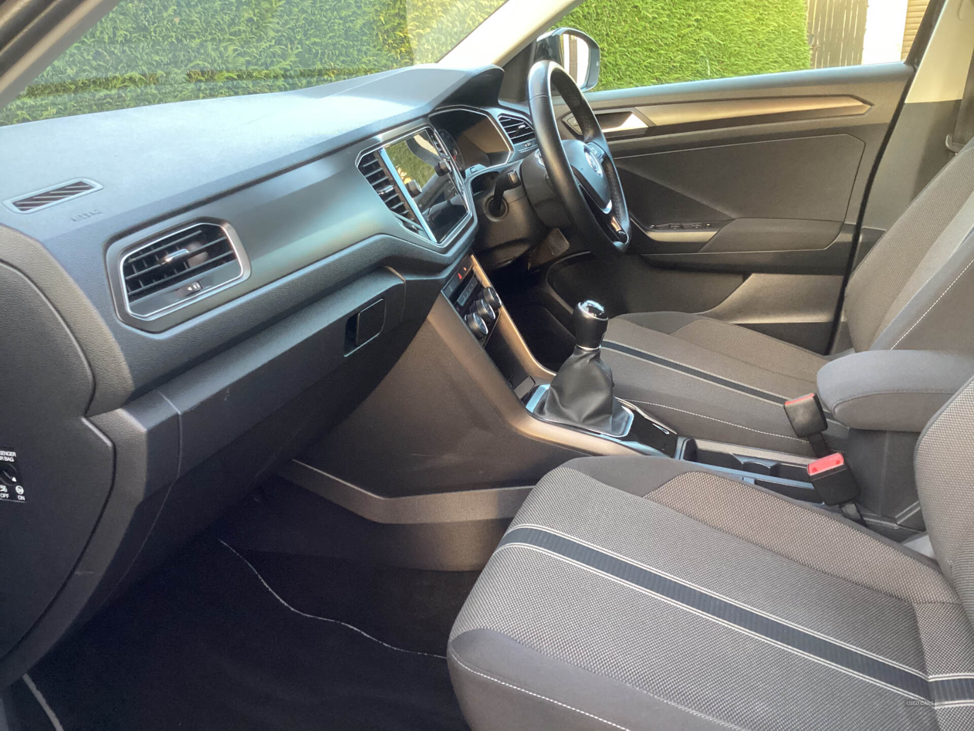 Volkswagen T-Roc DIESEL HATCHBACK in Down
