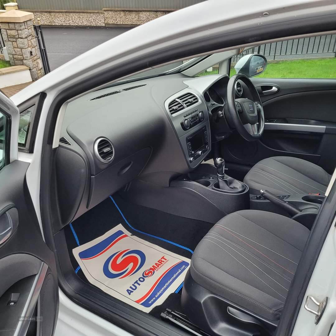 Seat Leon DIESEL HATCHBACK in Down