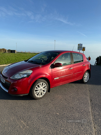 Renault Clio 1.5 dCi 86 Dynamique TomTom 5dr in Antrim