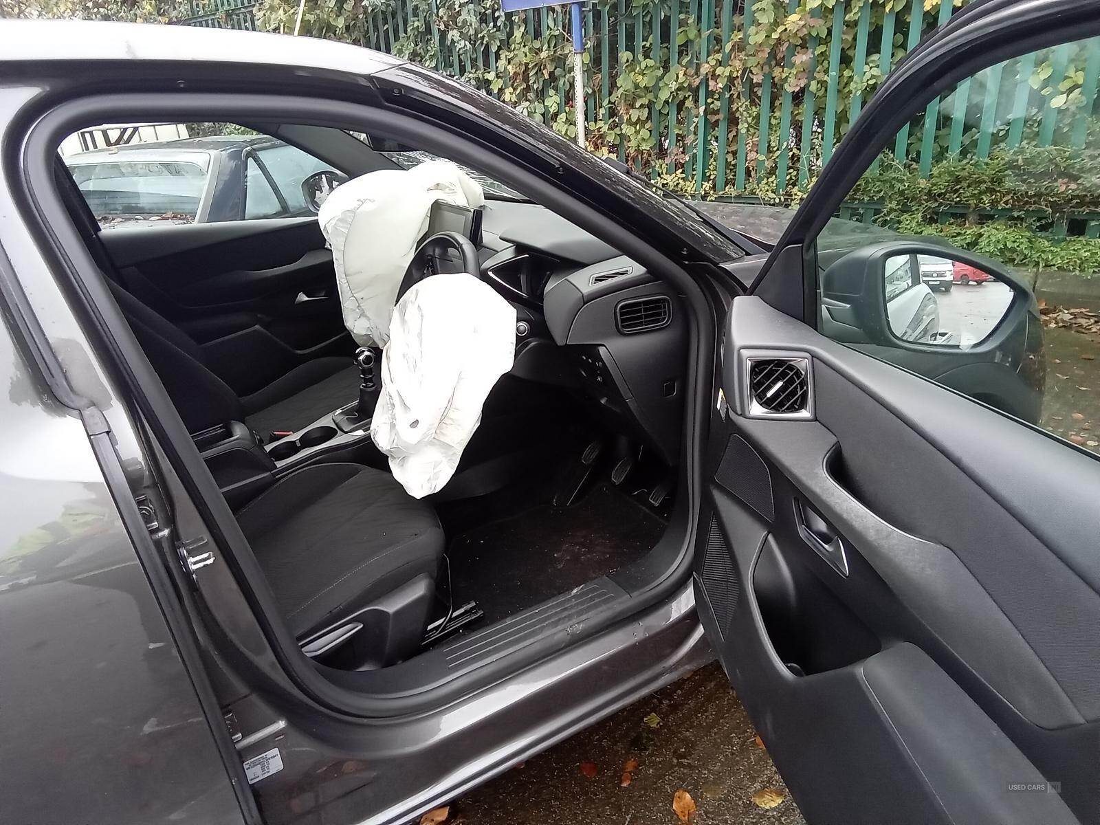 Oct 2021 DS 3 Crossback 1.2 PureTech Elegance 5dr
