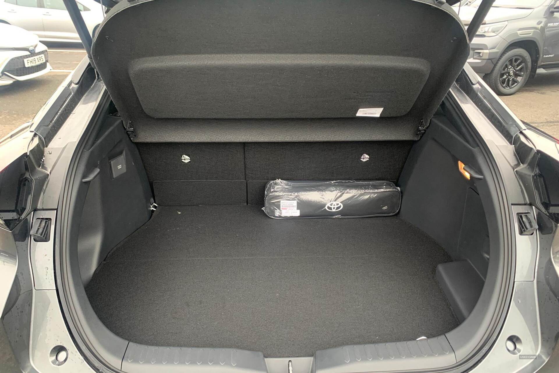 Aug 2024 Toyota C-HR 2.0 PHEV Design 5dr CVT