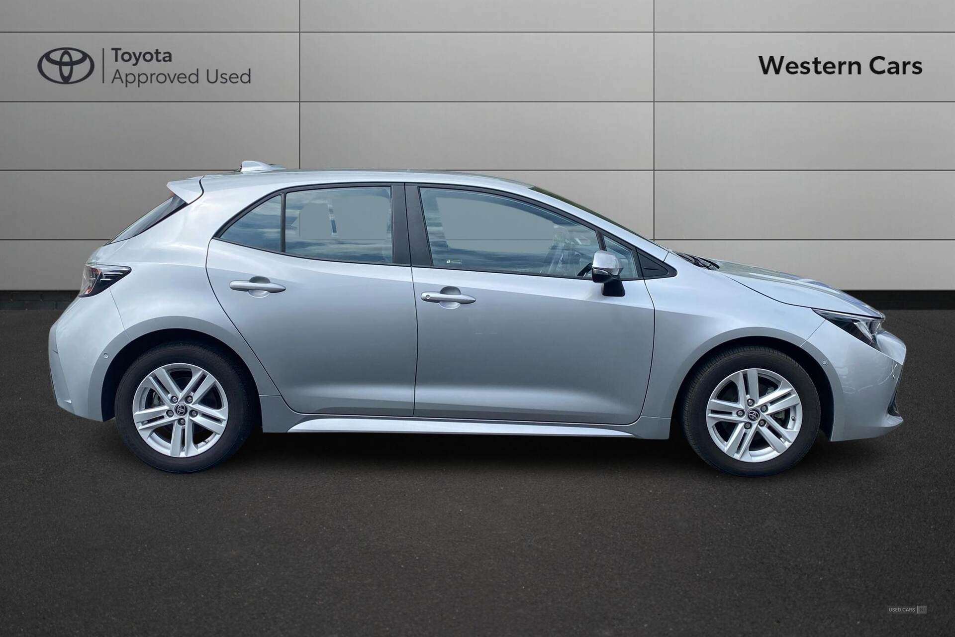 Sep 2022 Toyota Corolla 1.8 VVT-i Hybrid Icon Tech 5dr CVT