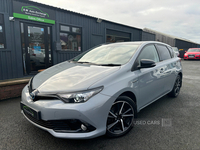 Toyota Auris HATCHBACK in Down