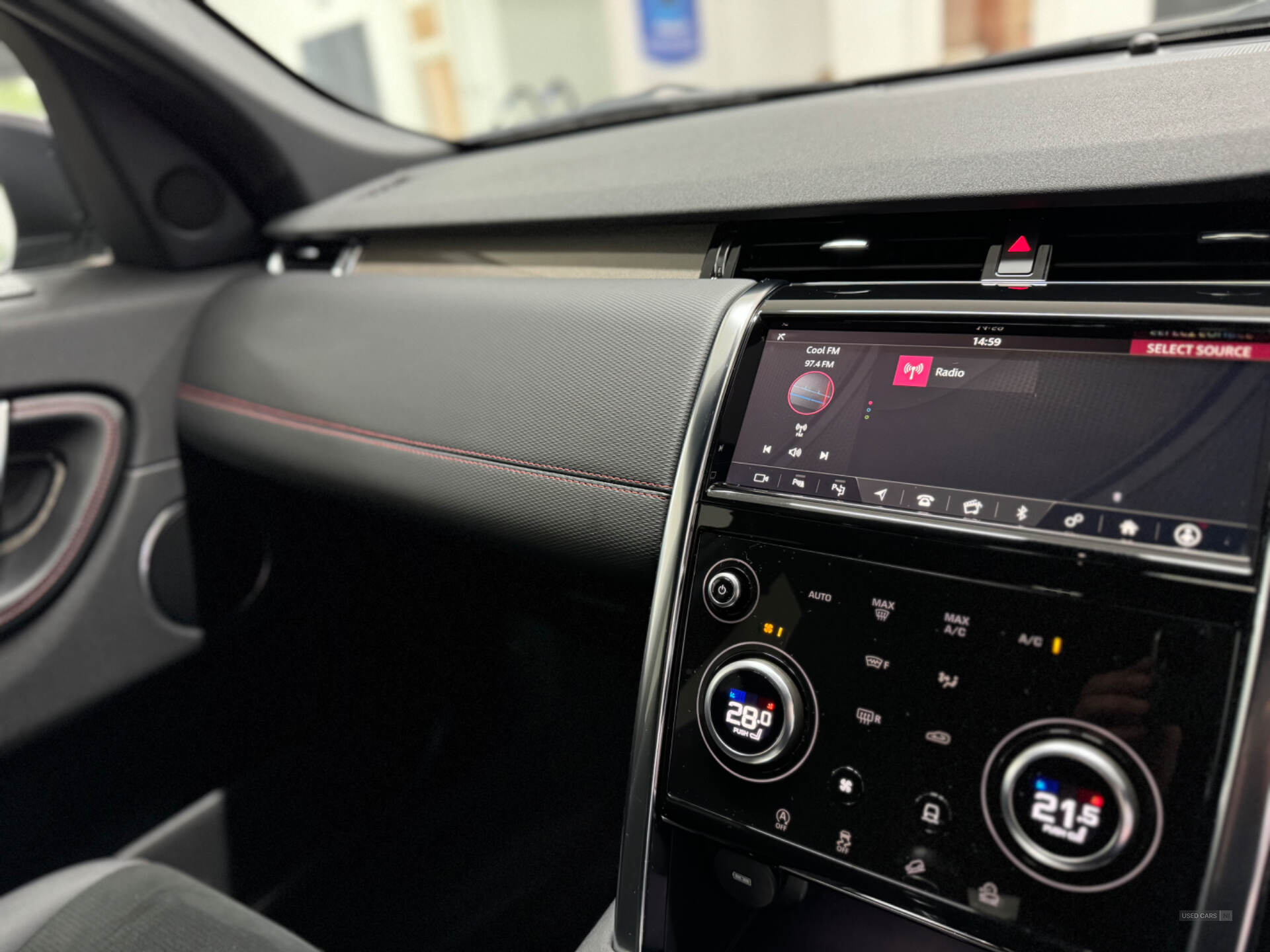 Land Rover Discovery Sport DIESEL SW in Down