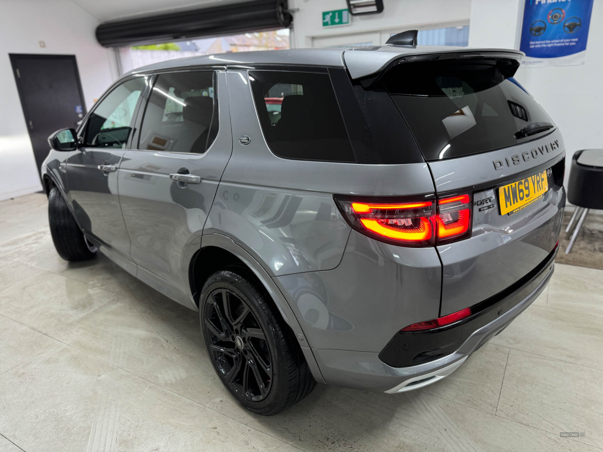 Land Rover Discovery Sport DIESEL SW in Down