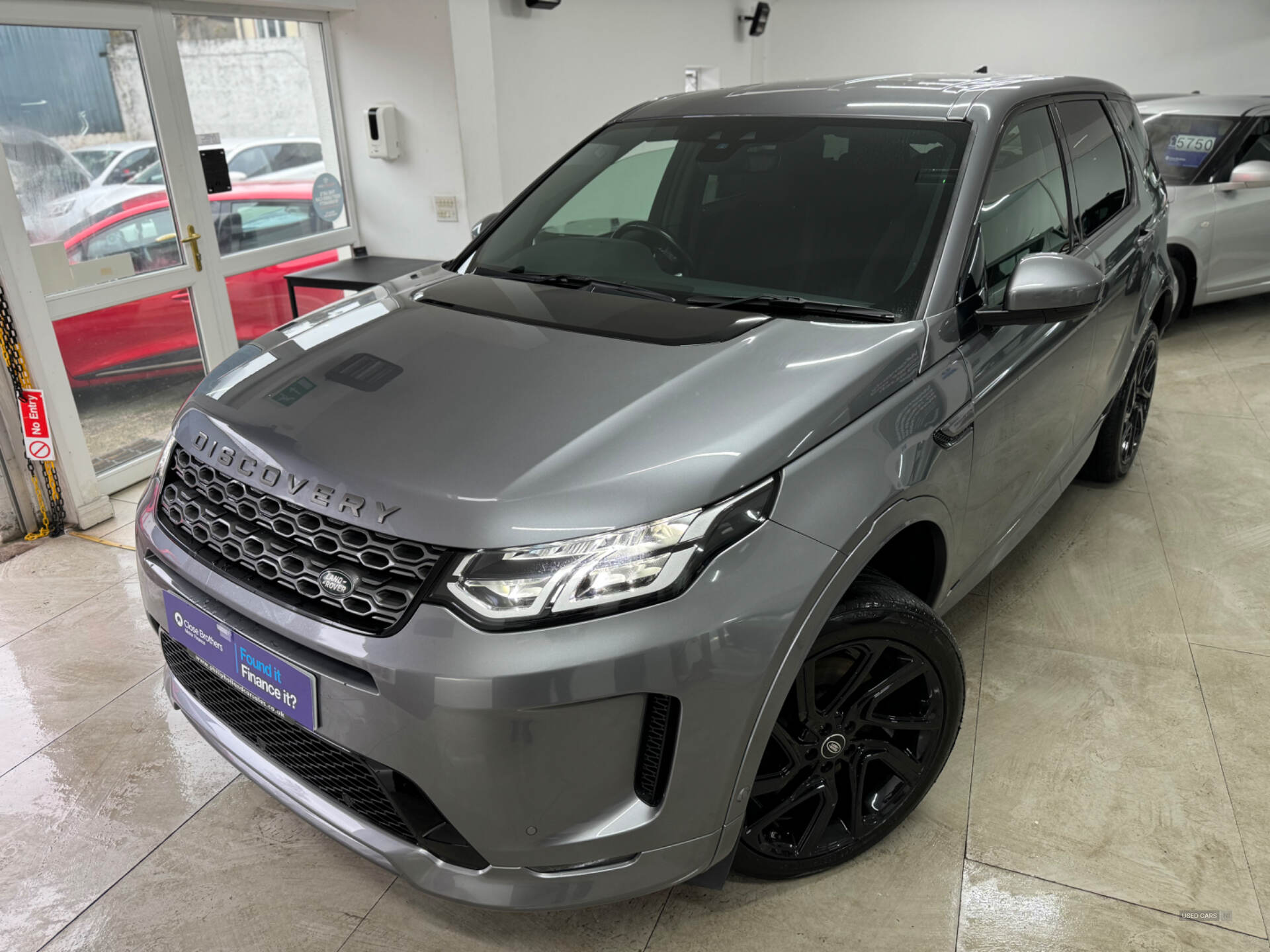 Land Rover Discovery Sport DIESEL SW in Down