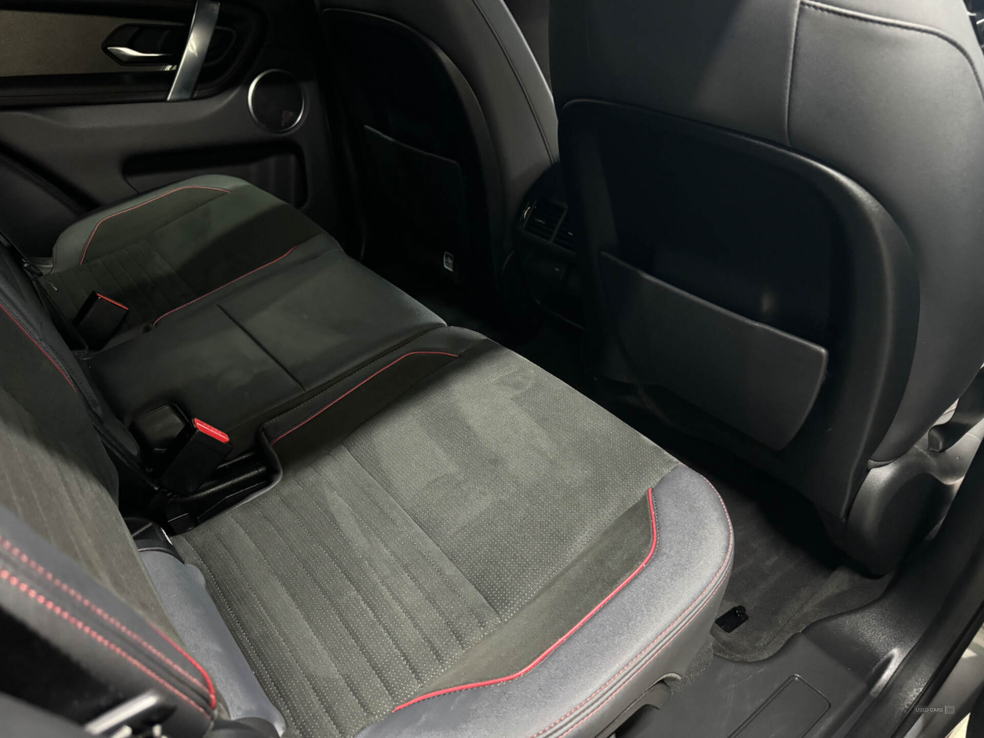 Land Rover Discovery Sport DIESEL SW in Down