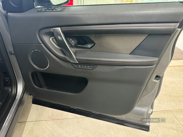 Land Rover Discovery Sport DIESEL SW in Down