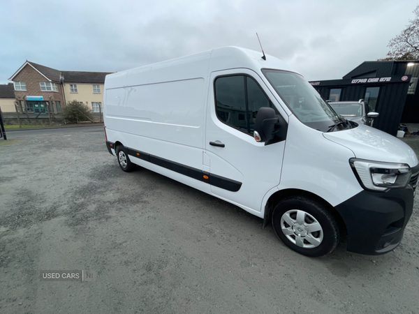 Renault Master LWB DIESEL FWD in Down