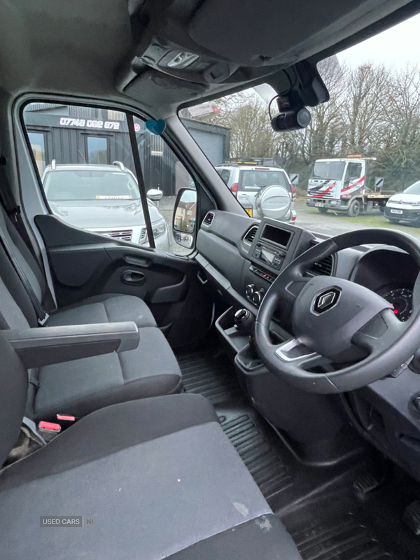 Renault Master LWB DIESEL FWD in Down