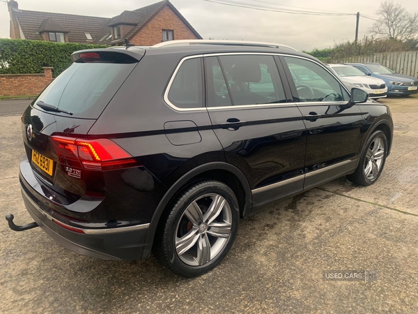 Volkswagen Tiguan DIESEL ESTATE in Down