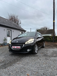 Peugeot 208 1.2 VTi Allure 3dr in Tyrone