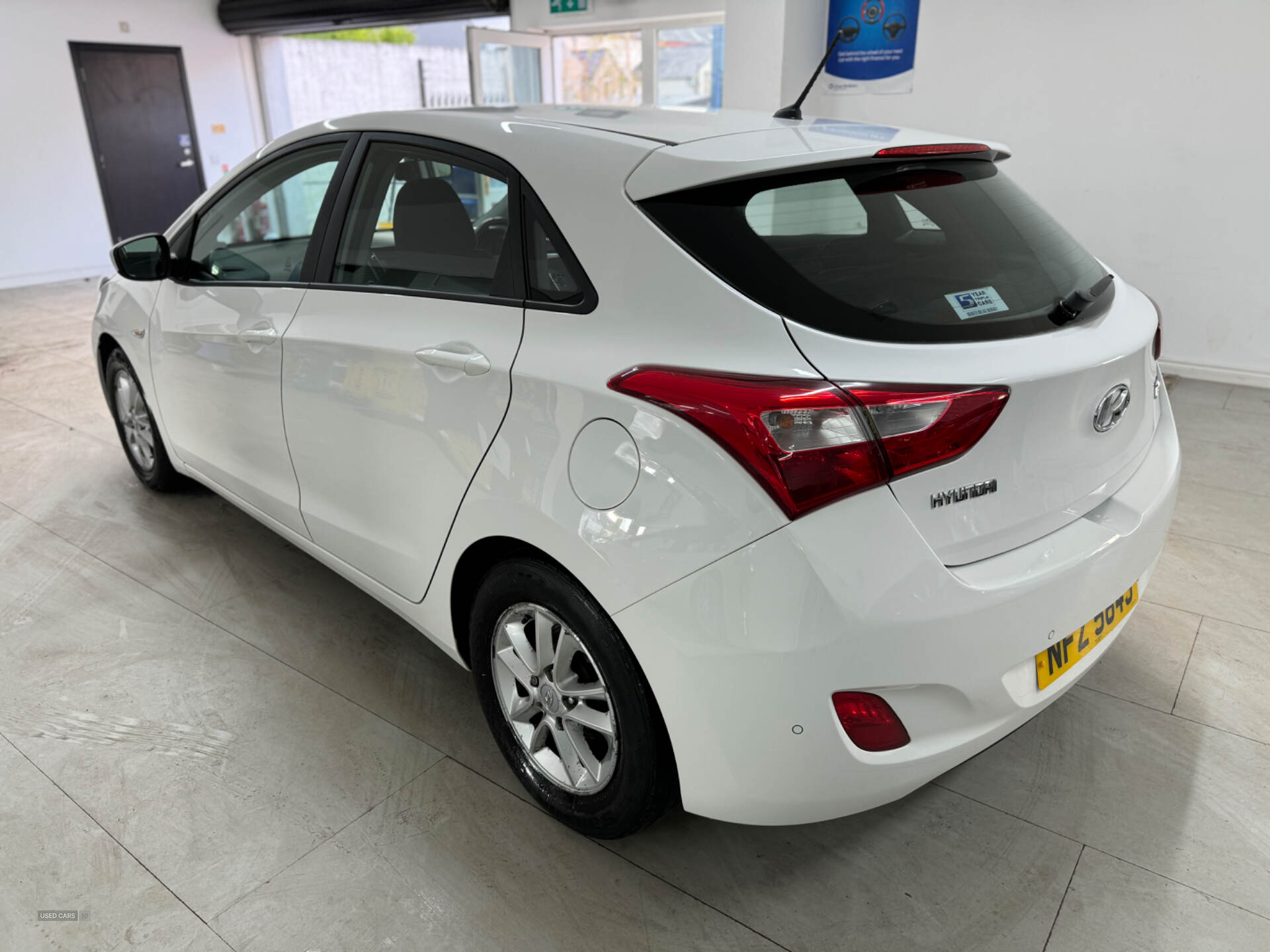 Hyundai i30 HATCHBACK in Down